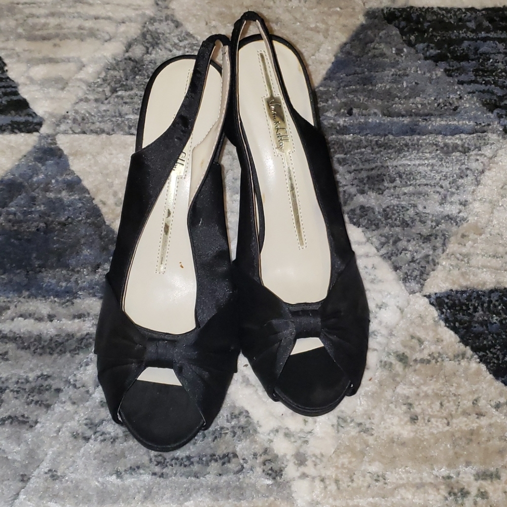 Sam & Libby Black open toed high heels